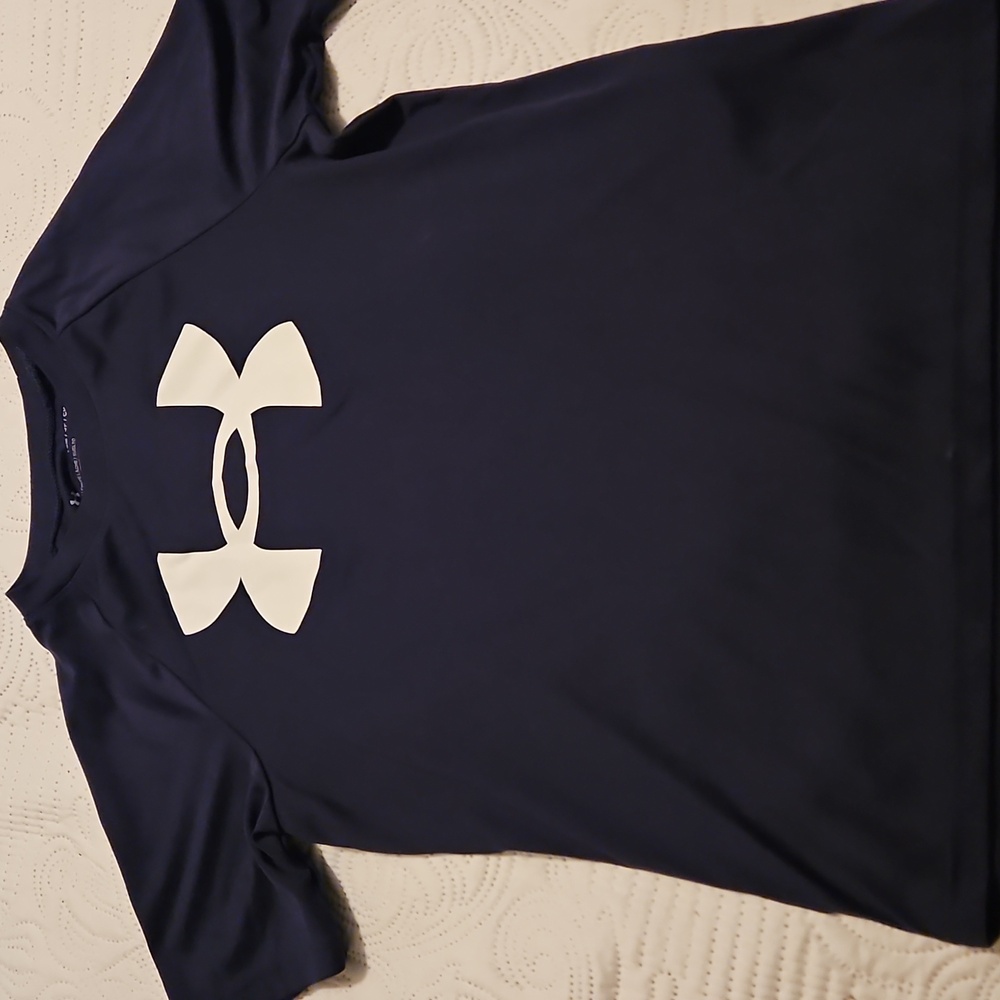 Under Armour Youth Small Navy T Shirt